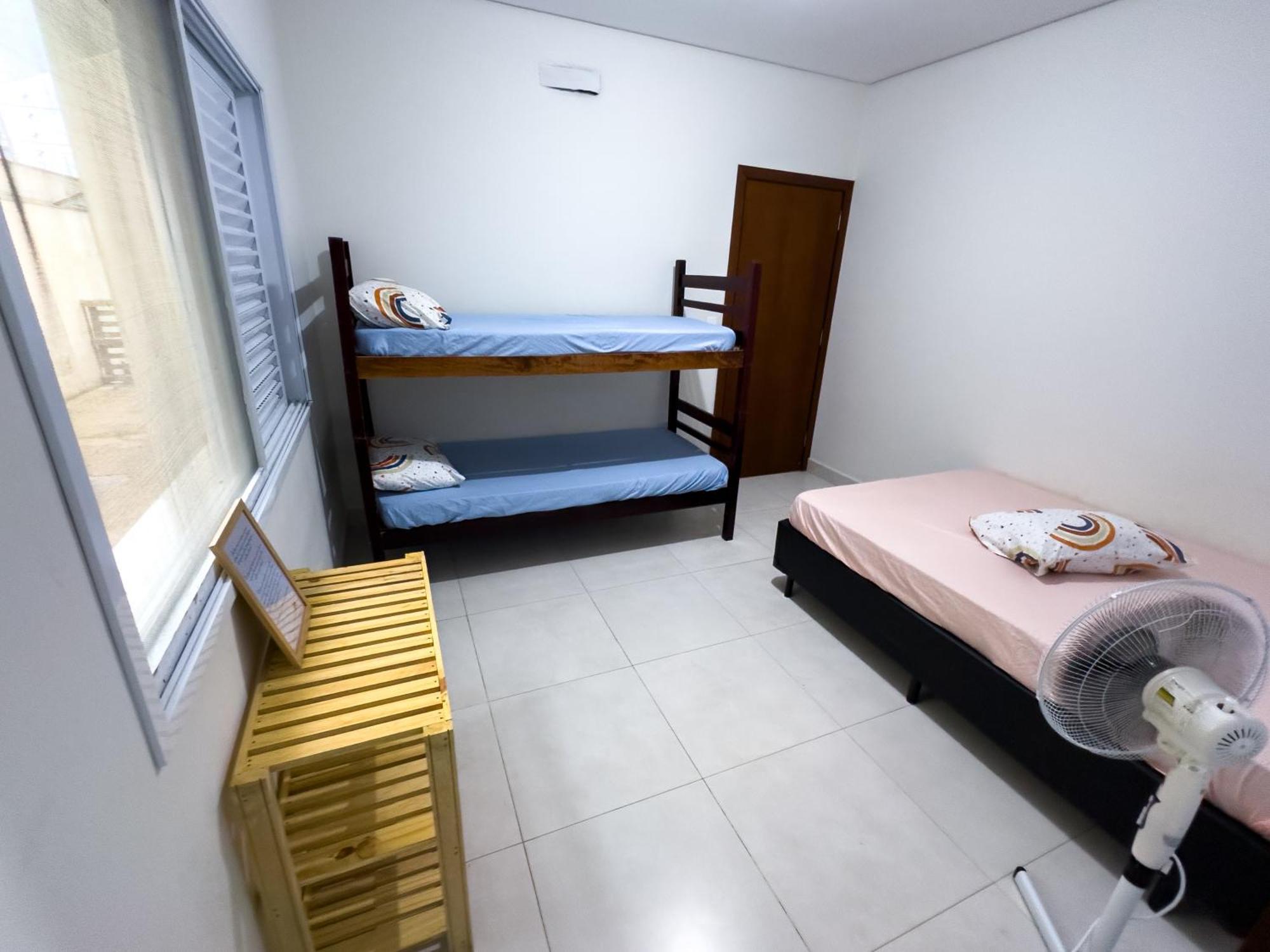 Hostel Familia Castor Itanhaém Buitenkant foto